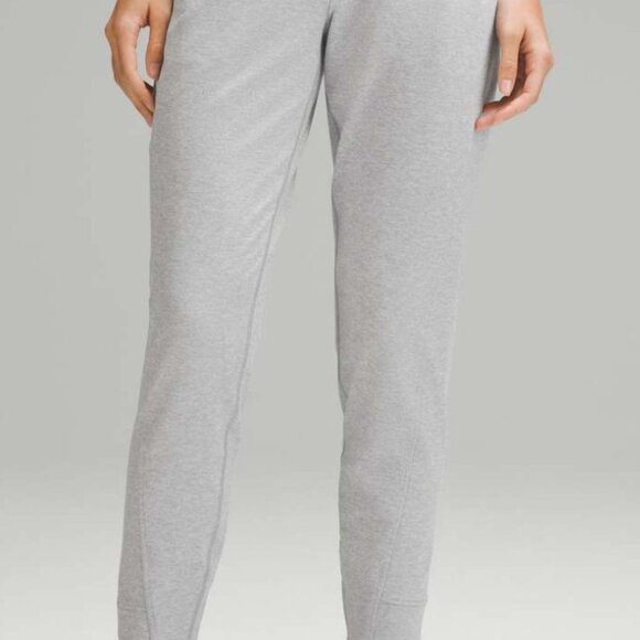Lululemon High Rise Jogger - Picture 5 of 5